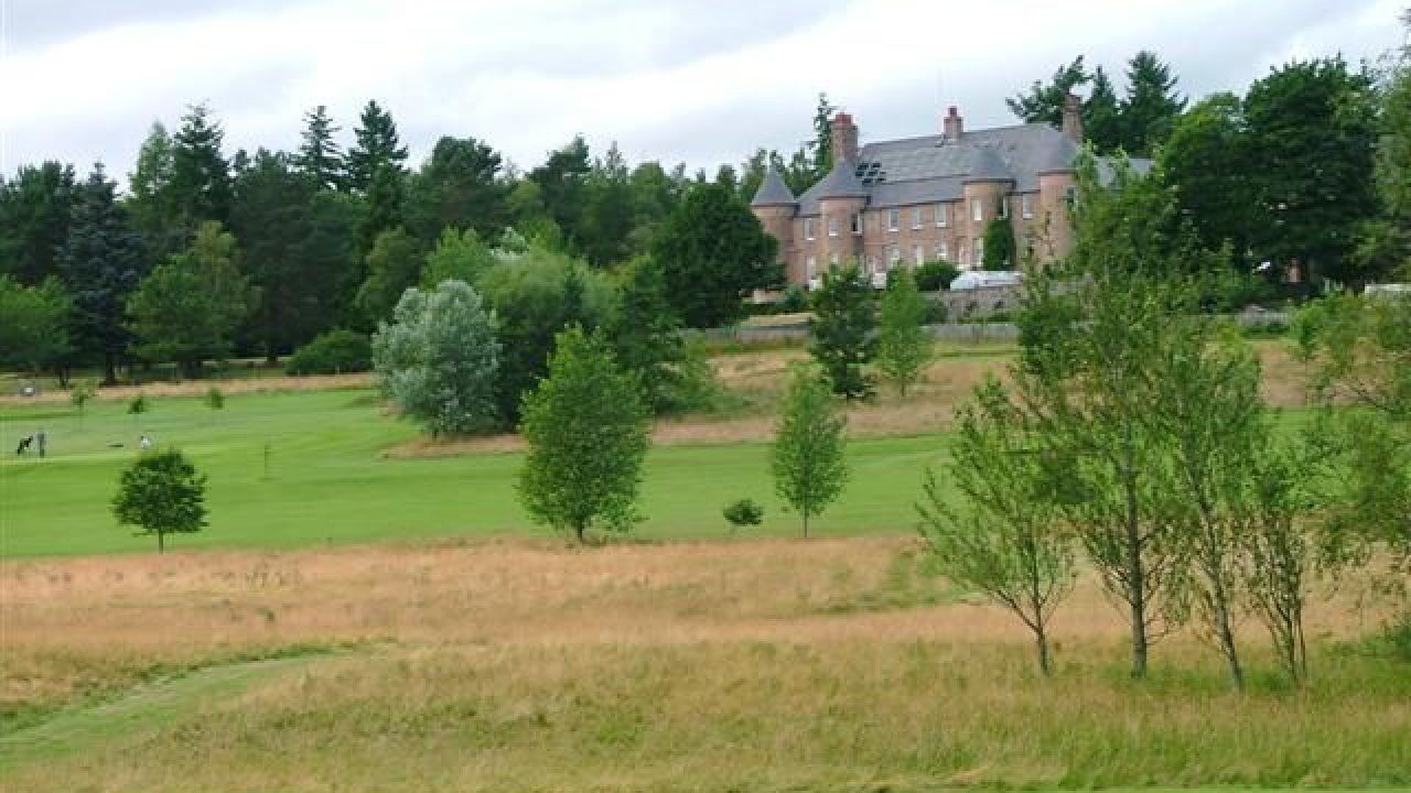 Dog walks in Aberdeenshire · Walkiees