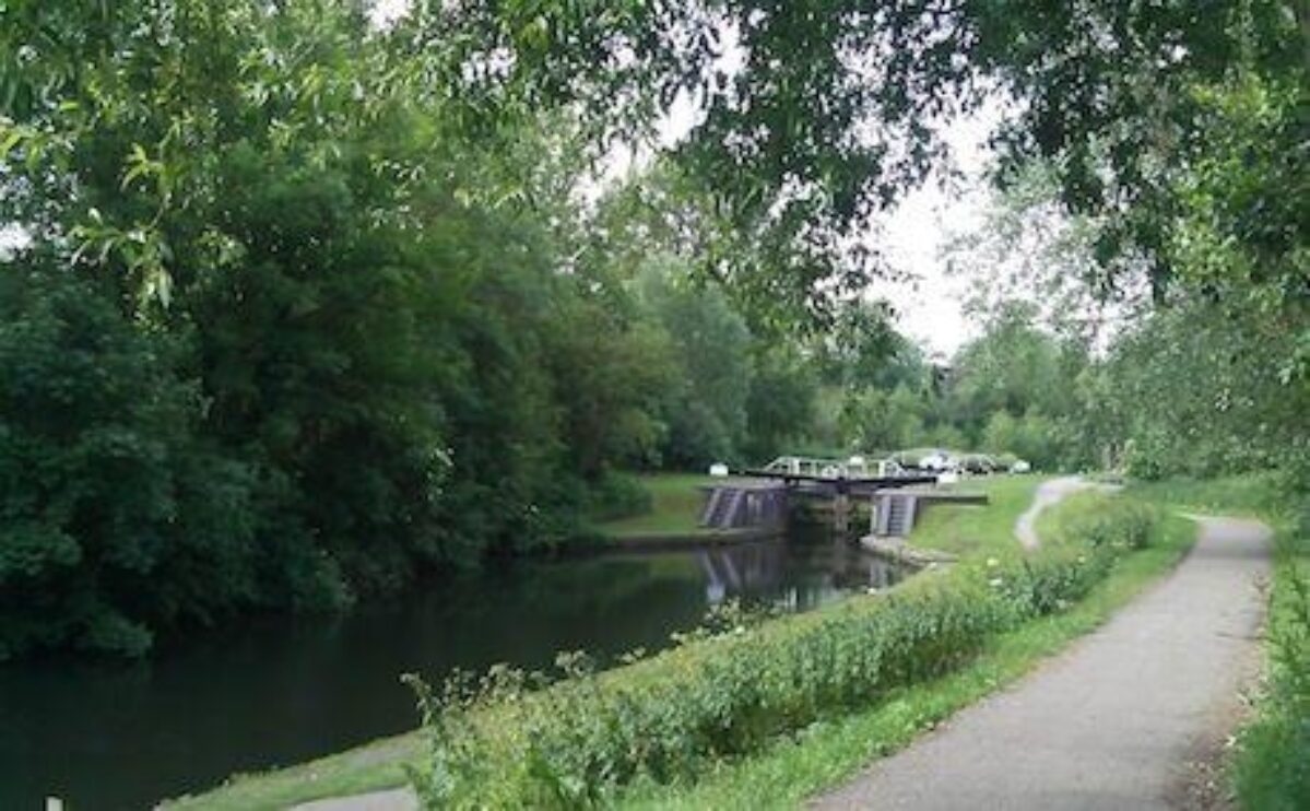 Aylestone Meadows large photo 1