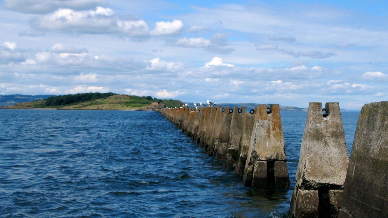 Dog walks in Fife · Walkiees