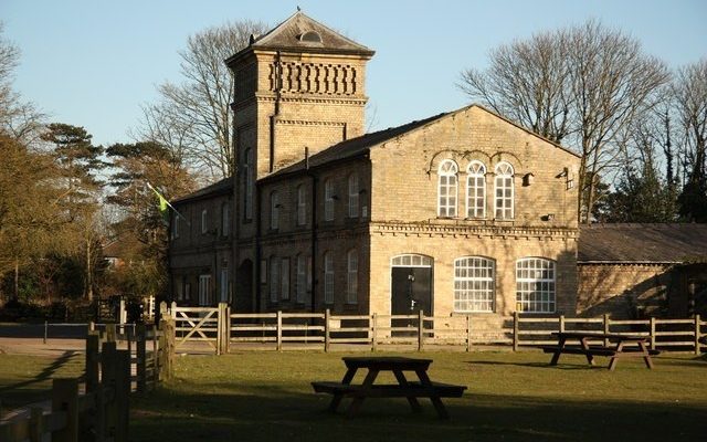 Hartsholme Park Dog walk in Lincolnshire