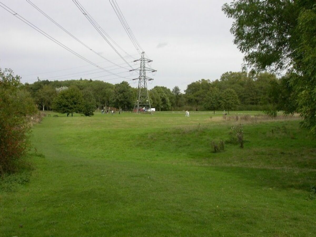 Irchester Country Park large photo 2