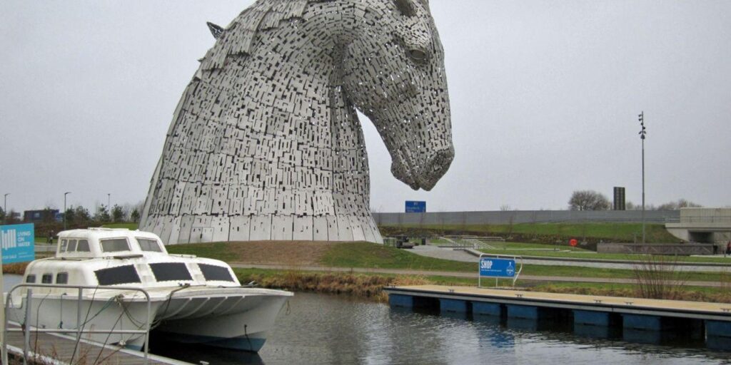 Dog walk at Kelpies · Edinburgh (City of) · Walkiees