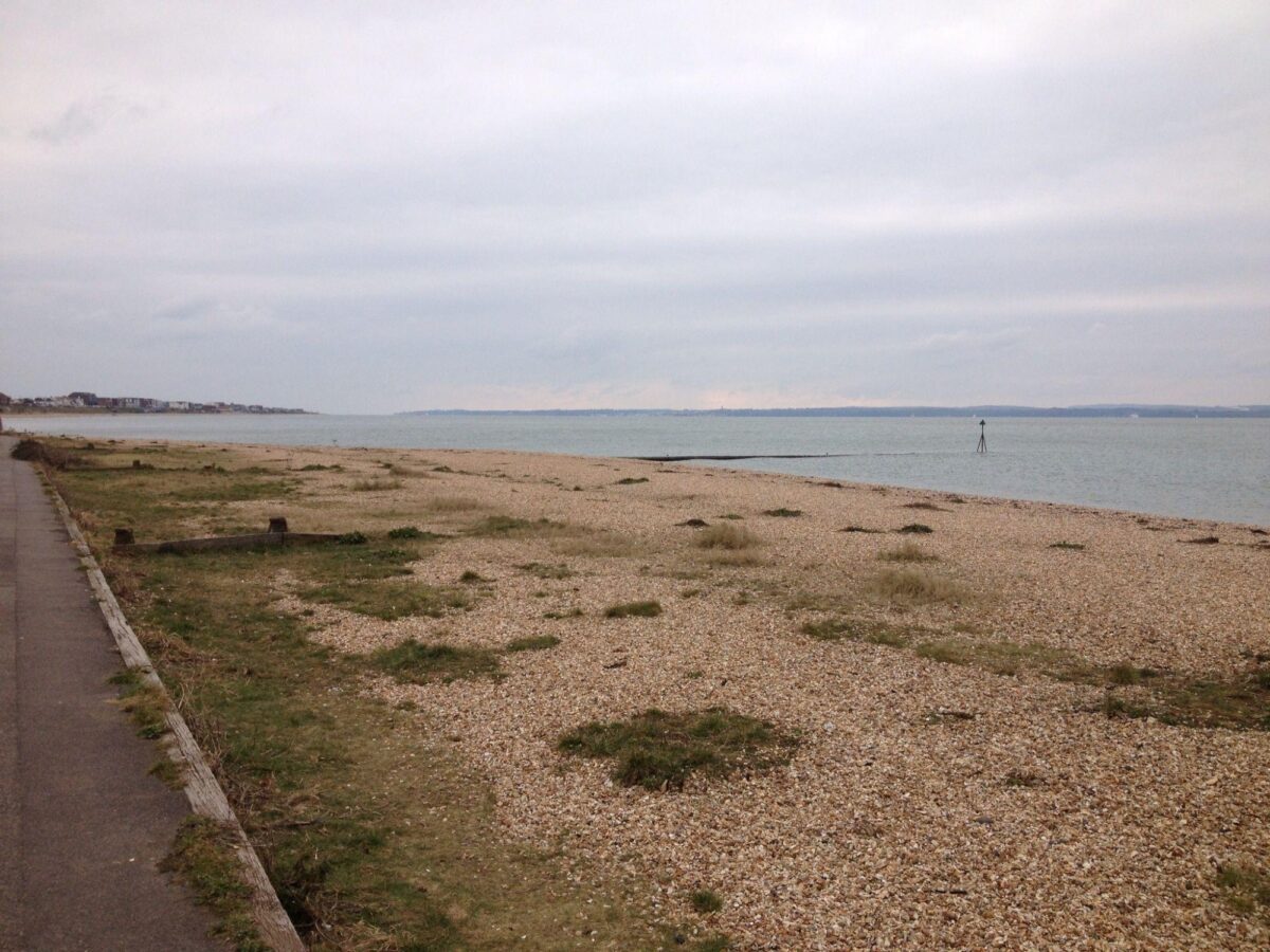 Lee On The Solent Beach large photo 4