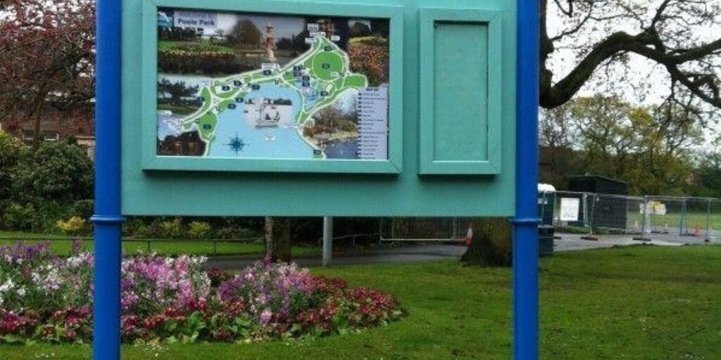 Dog walk at Poole Park · Dorset · Walkiees