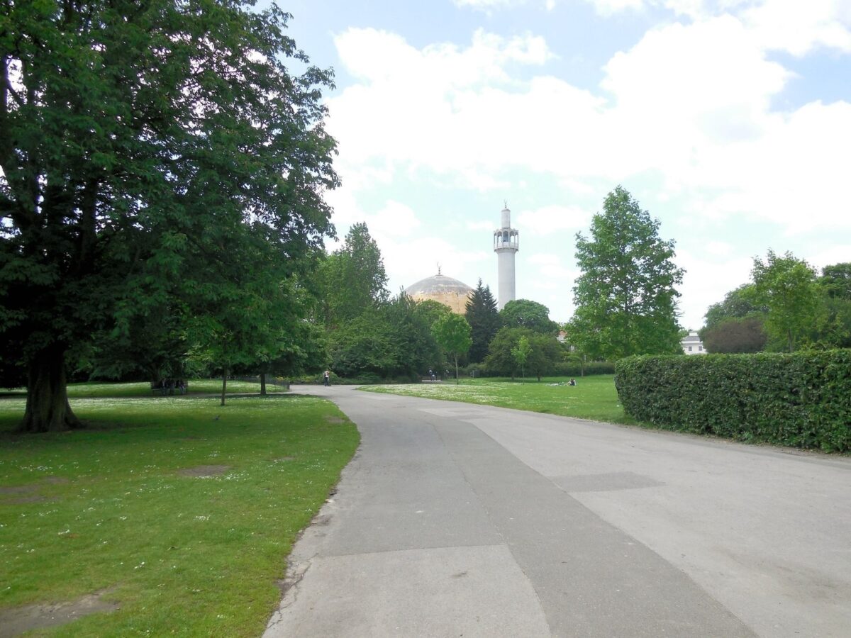 Regents Park London large photo 6