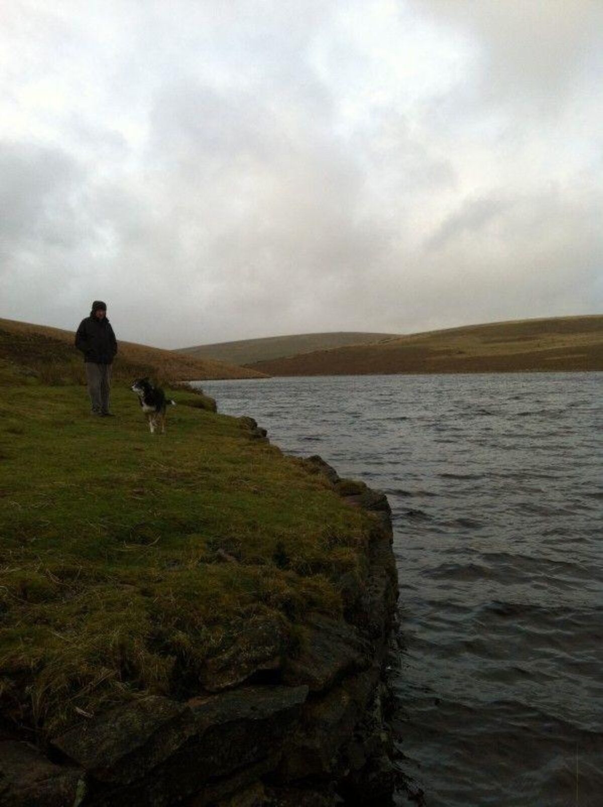 River Avon Dam, Dartmoor large photo 1