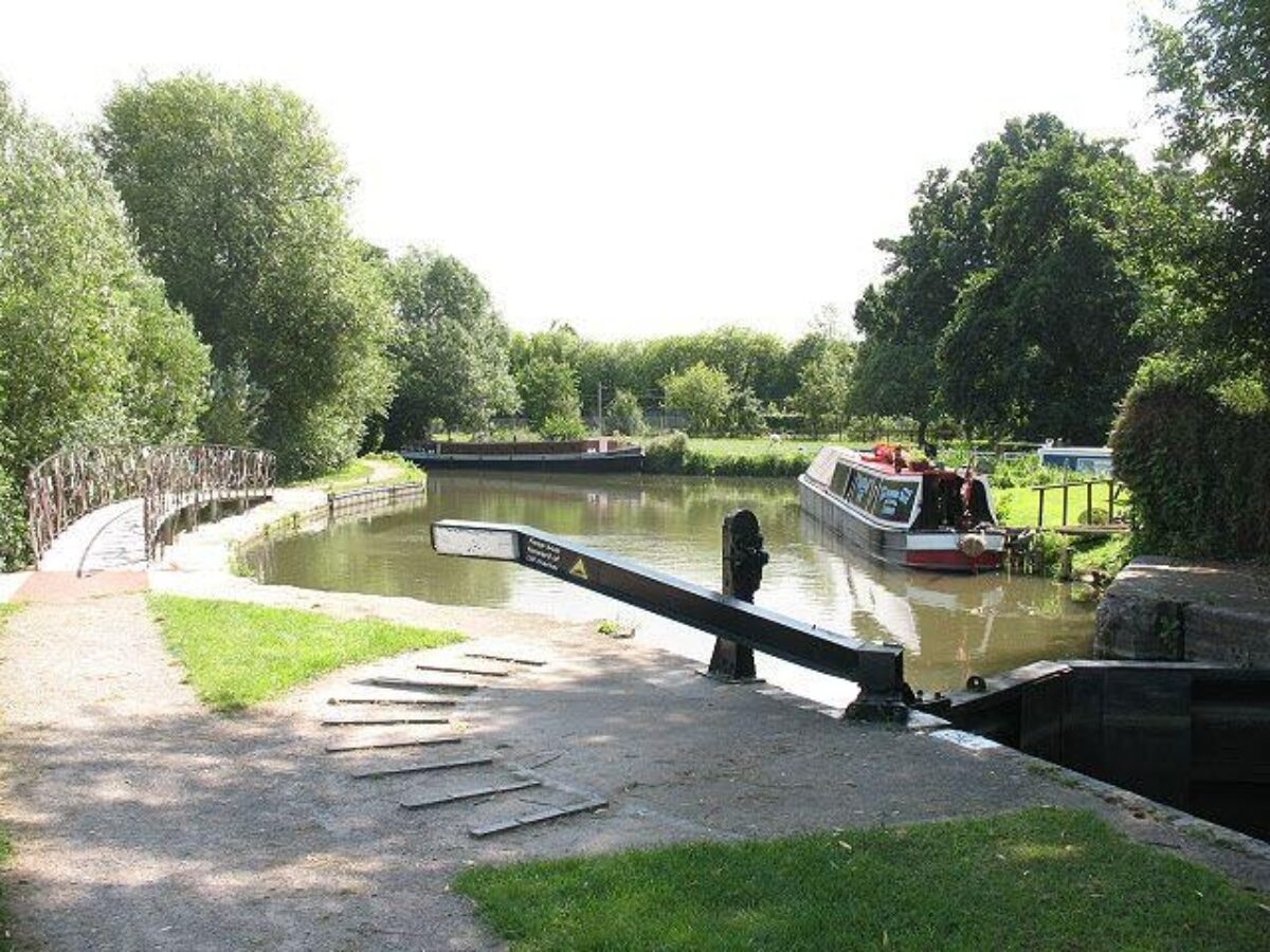 River Stort large photo 2