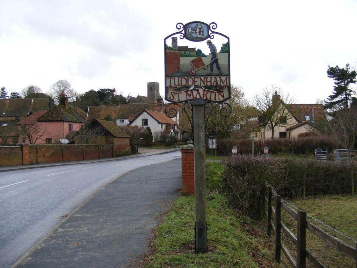 Tuddenham Fountains large photo 1