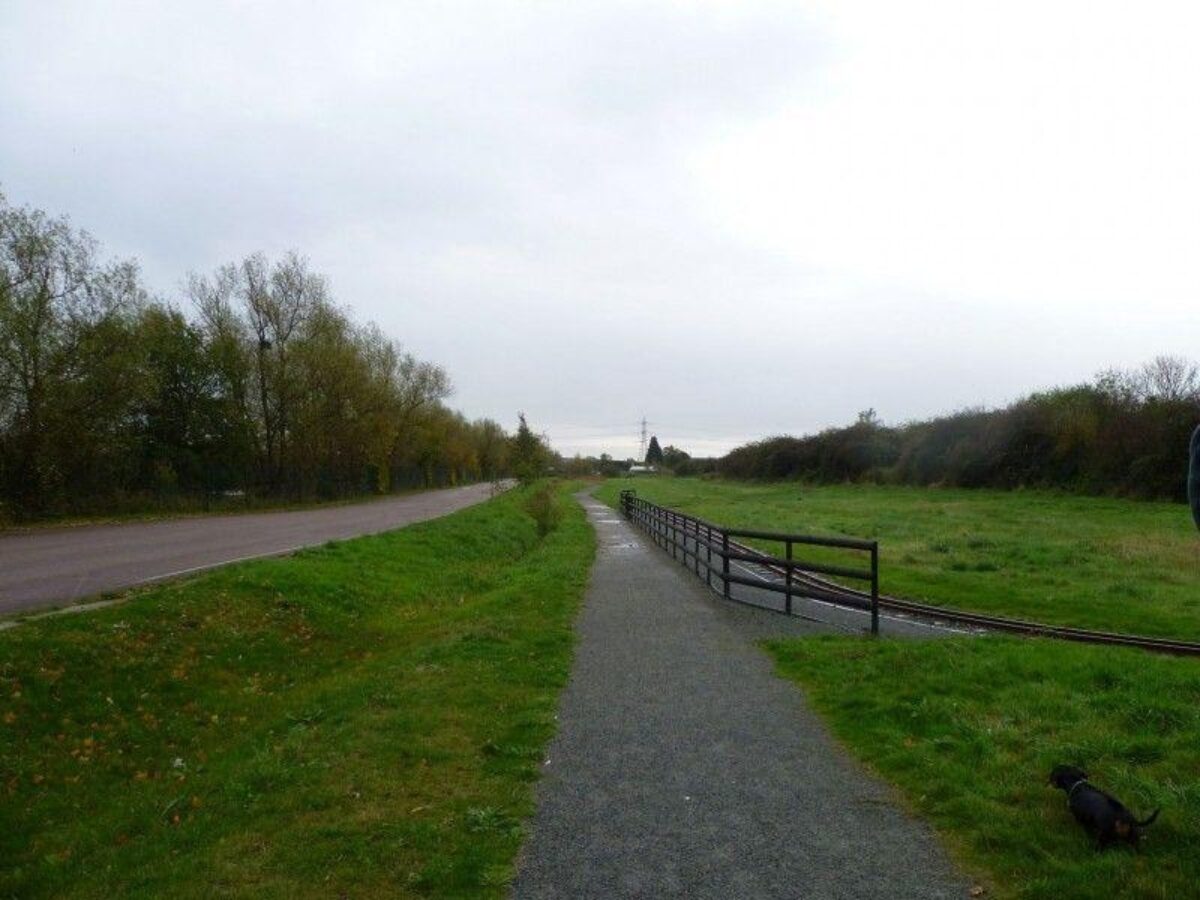 Wat Tyler Country Park large photo 1