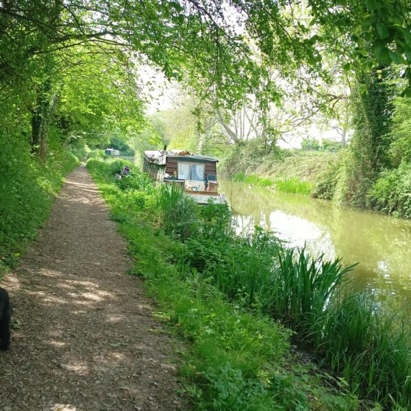Wootton Rivers Lock photo 1